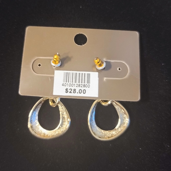 NWT Chico's Earrings - Picture 4 of 4